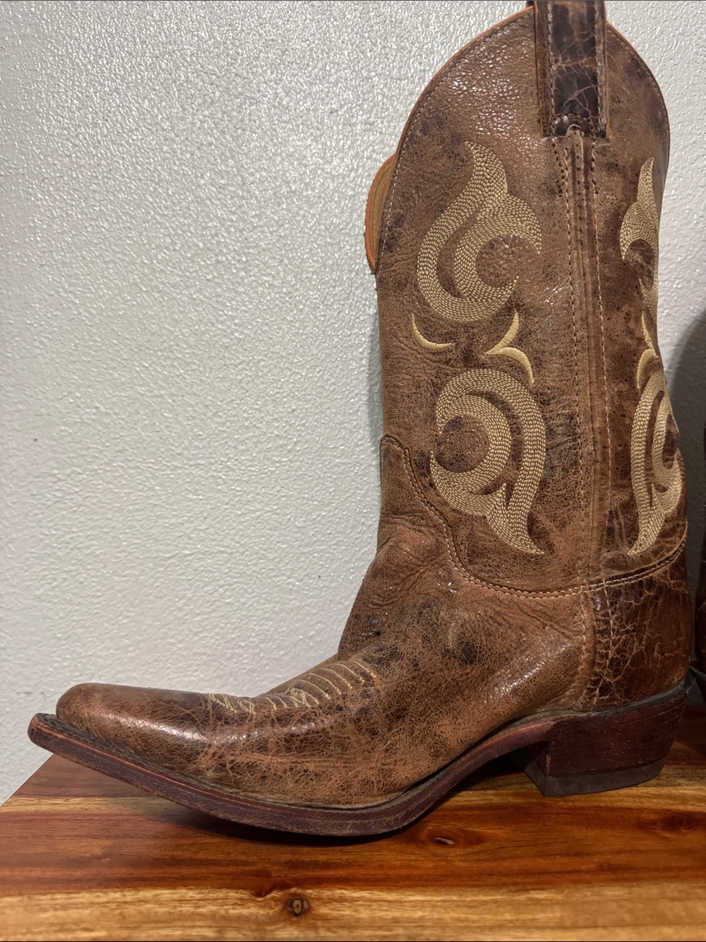 Justin Bent Rail Cowgirl Boots Puma Tan Distressed Leather Snip Toe Western 8 B - Picture 3 of 8
